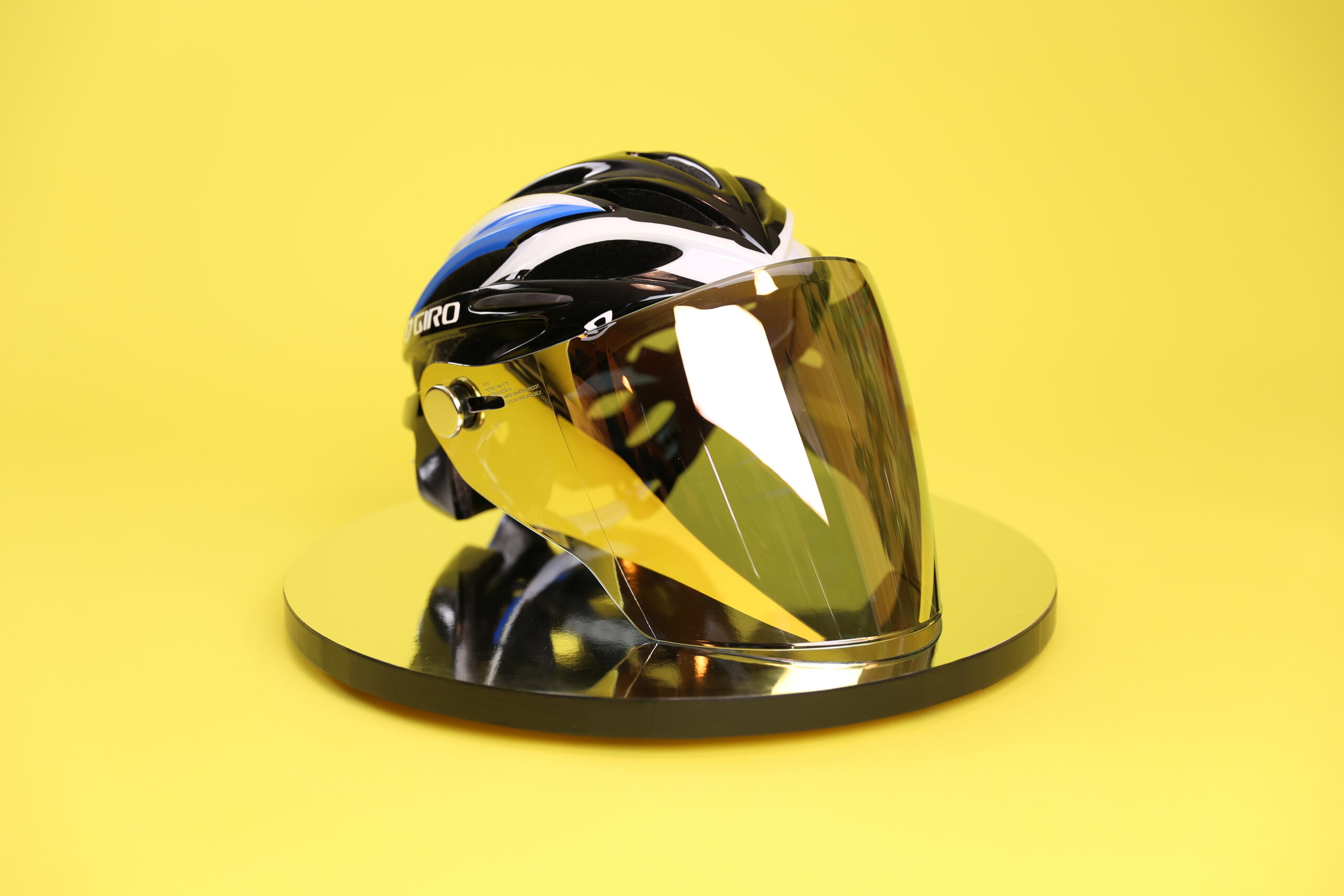 An application scenario or product detail of roller helmet with full face shield - Image 20