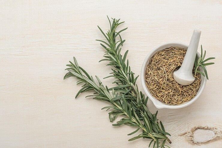 Featured image for the rosemary vs thyme guide