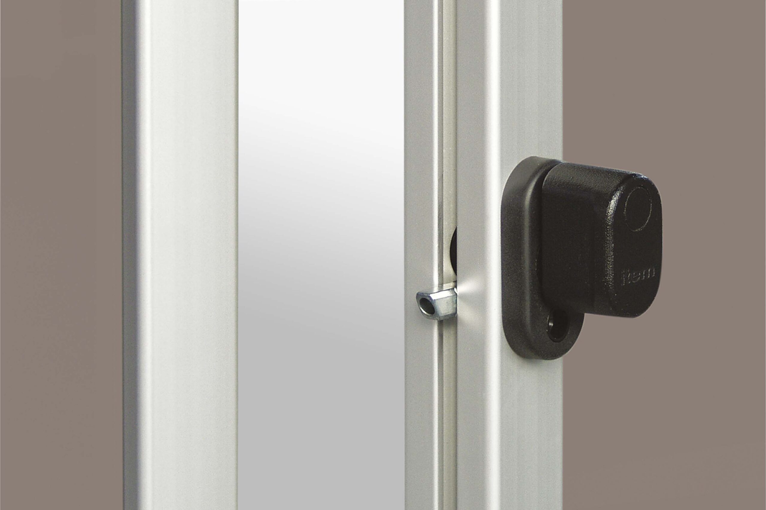 An application scenario or product detail of rotate latch - Image 12