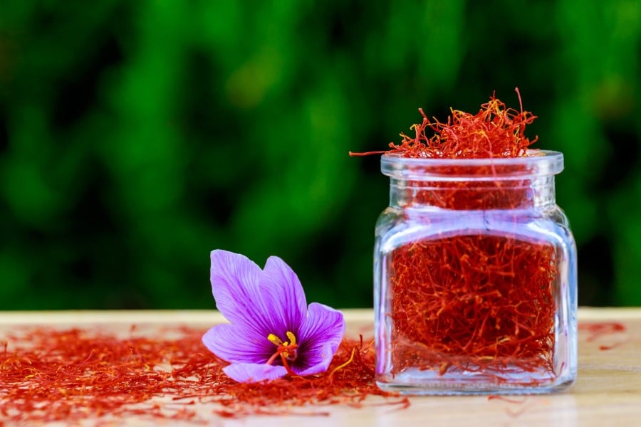 An application scenario or product detail of saffron spice price - Image 12
