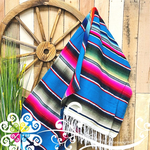 An application scenario or product detail of sarape mexicano - Image 9