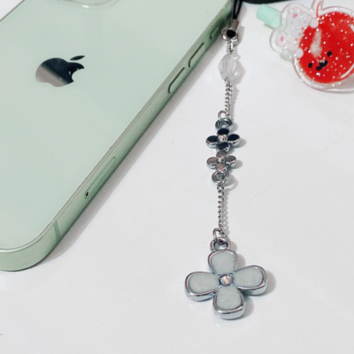 Featured image for the sawako phone charm guide