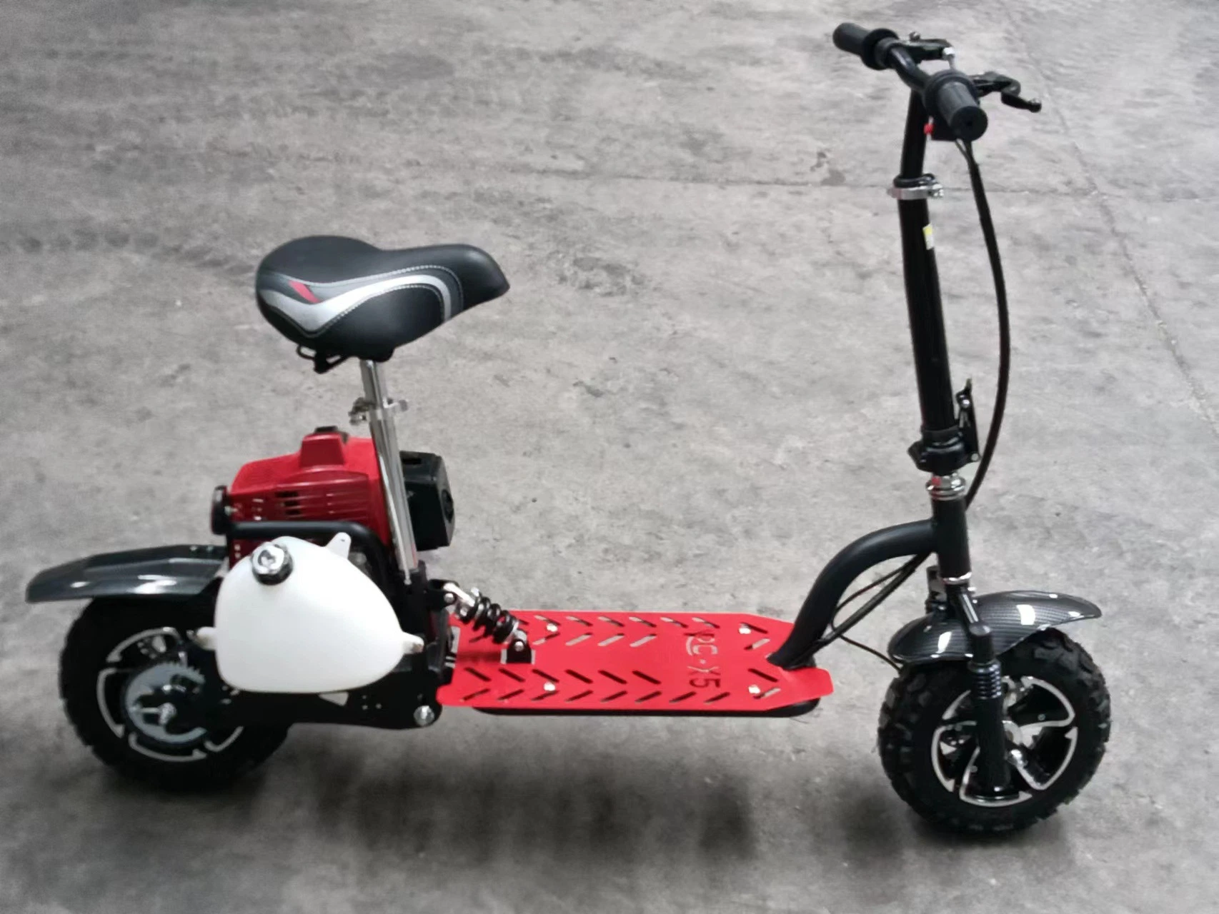 An application scenario or product detail of scooter bike gas - Image 1