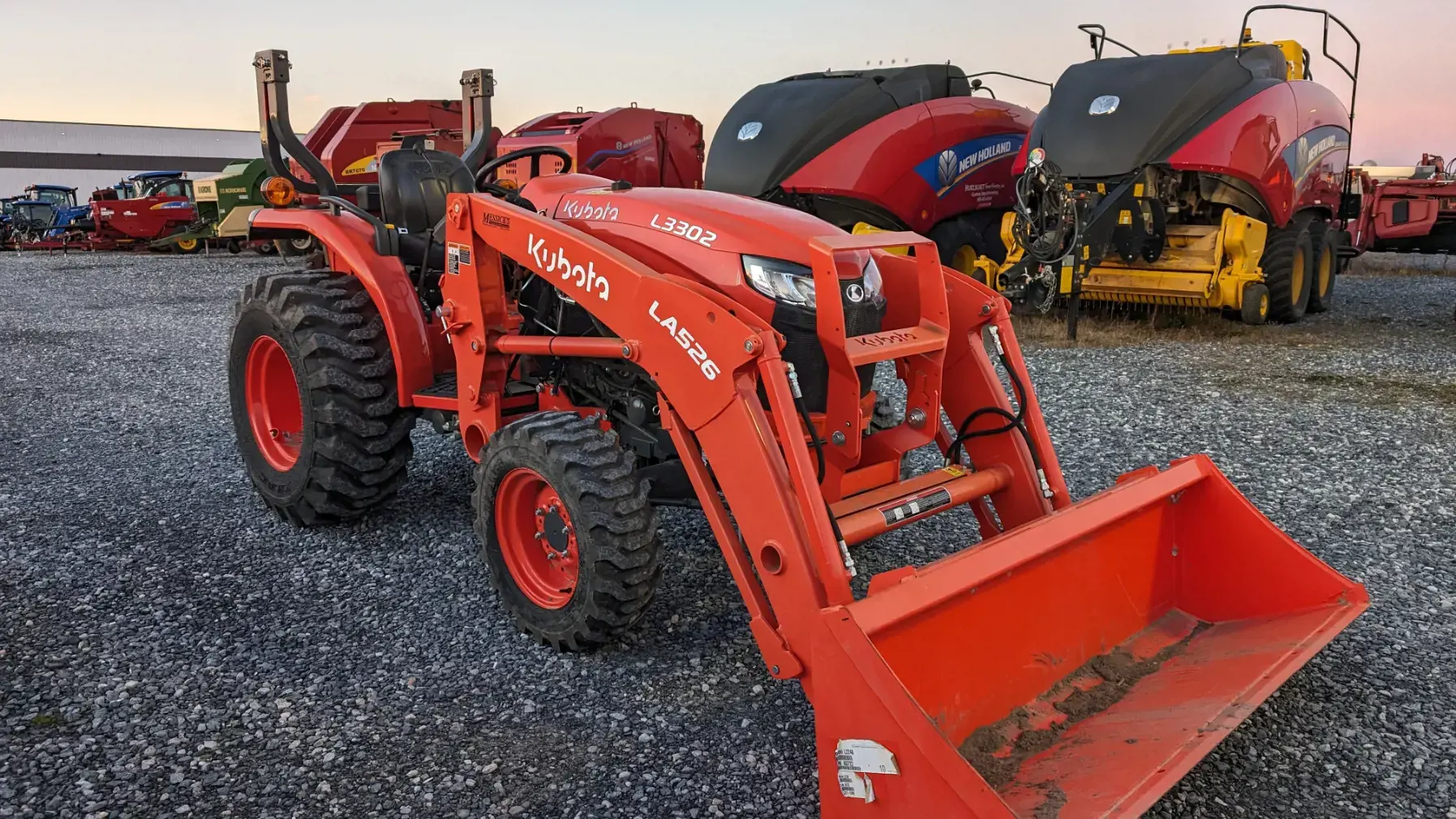 An application scenario or product detail of second hand kubota tractor - Image 14