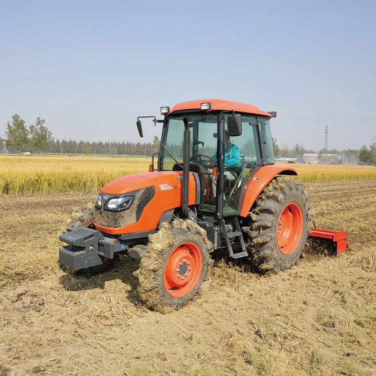 An application scenario or product detail of second hand kubota tractor - Image 15