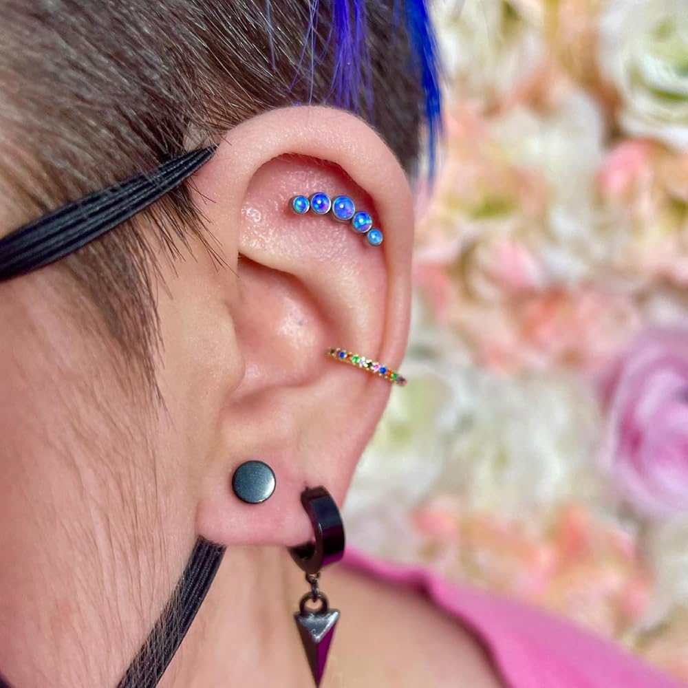 An application scenario or product detail of self piercing earrings - Image 13