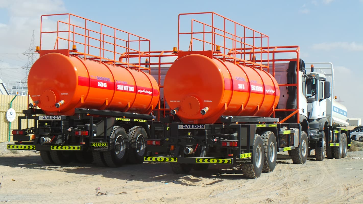 An application scenario or product detail of sewage tanker for sale - Image 12