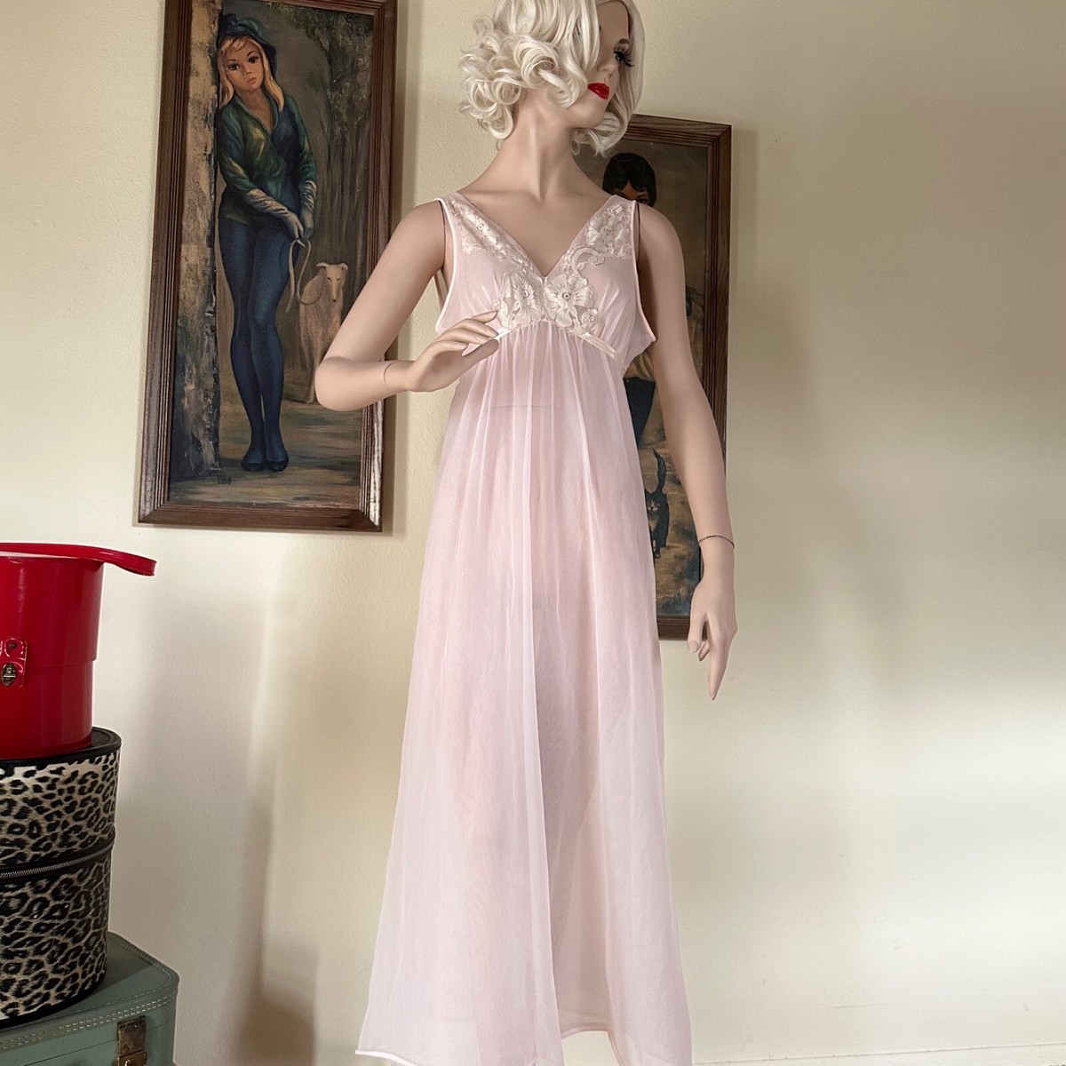 An application scenario or product detail of sheer nightgown - Image 2
