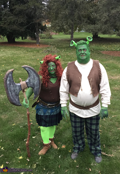An application scenario or product detail of shrek and fiona costumes - Image 15