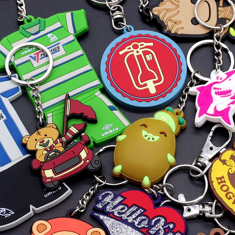 An application scenario or product detail of silicone keychain - Image 18