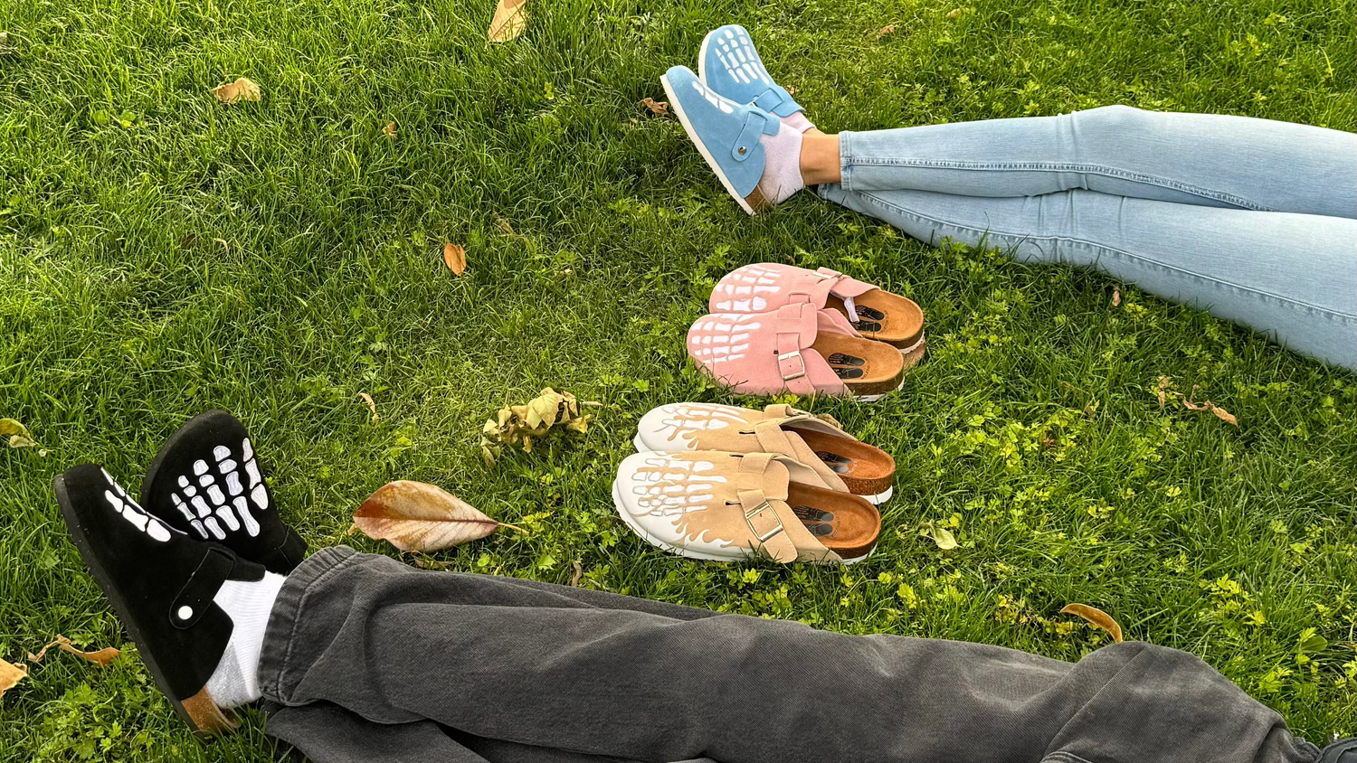 An application scenario or product detail of skeleton clogs - Image 8