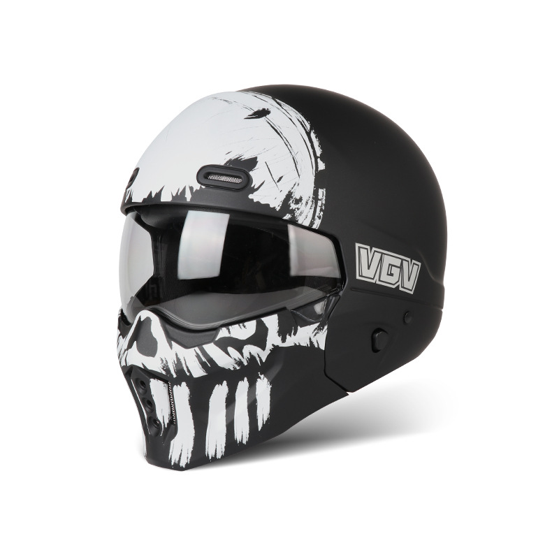 An application scenario or product detail of skull moto helmet - Image 10