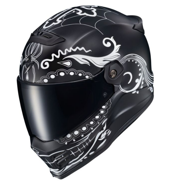 An application scenario or product detail of skull moto helmet - Image 14