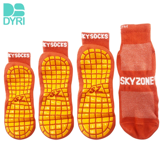 An application scenario or product detail of skyzone socks - Image 4