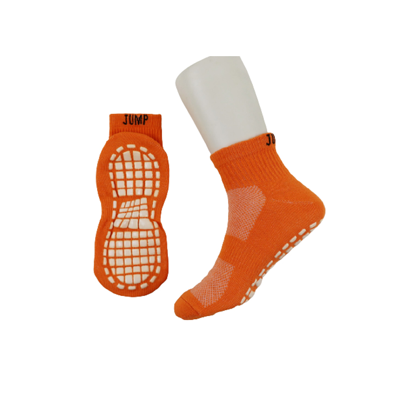An application scenario or product detail of skyzone socks - Image 14