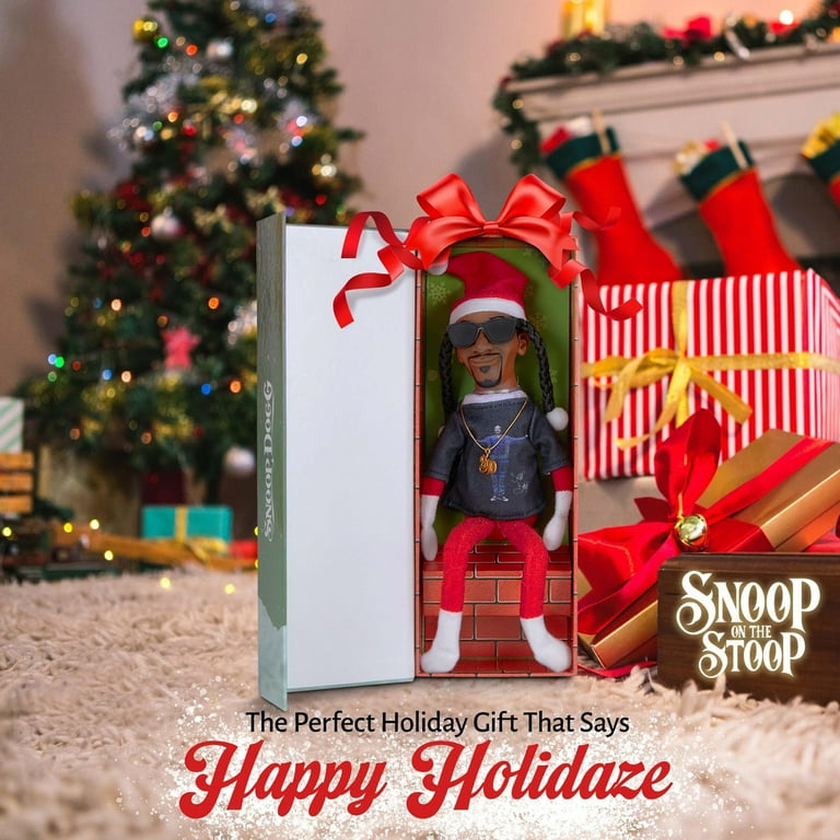 An application scenario or product detail of snoop dogg elf - Image 15