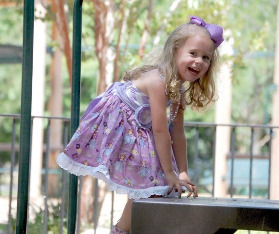 An application scenario or product detail of sofia the first dress - Image 18