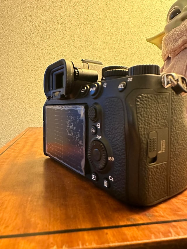 An application scenario or product detail of sony a7iv used - Image 12
