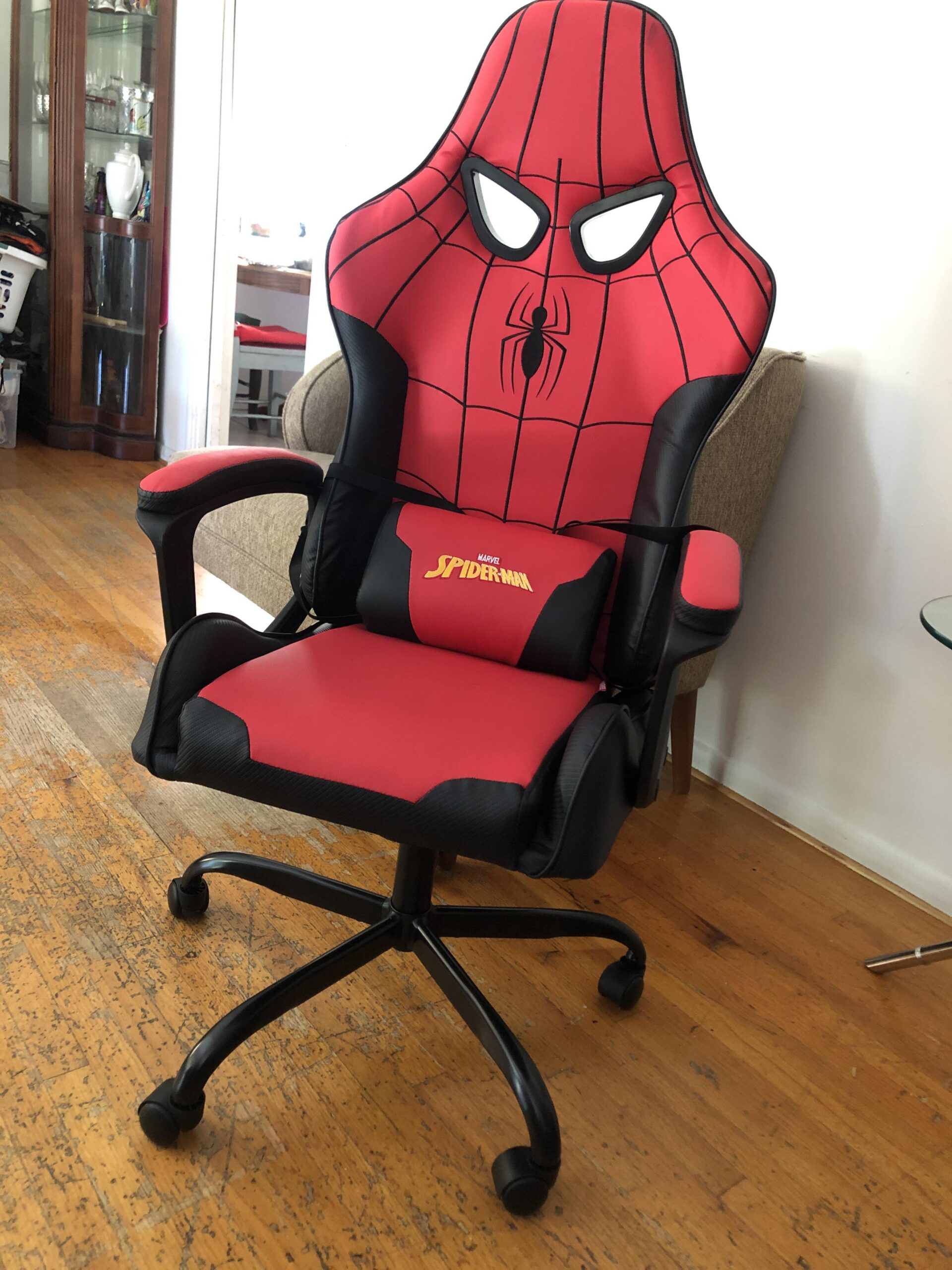 An application scenario or product detail of spiderman gaming chair - Image 8