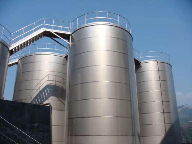 Featured image for the ss water tank guide
