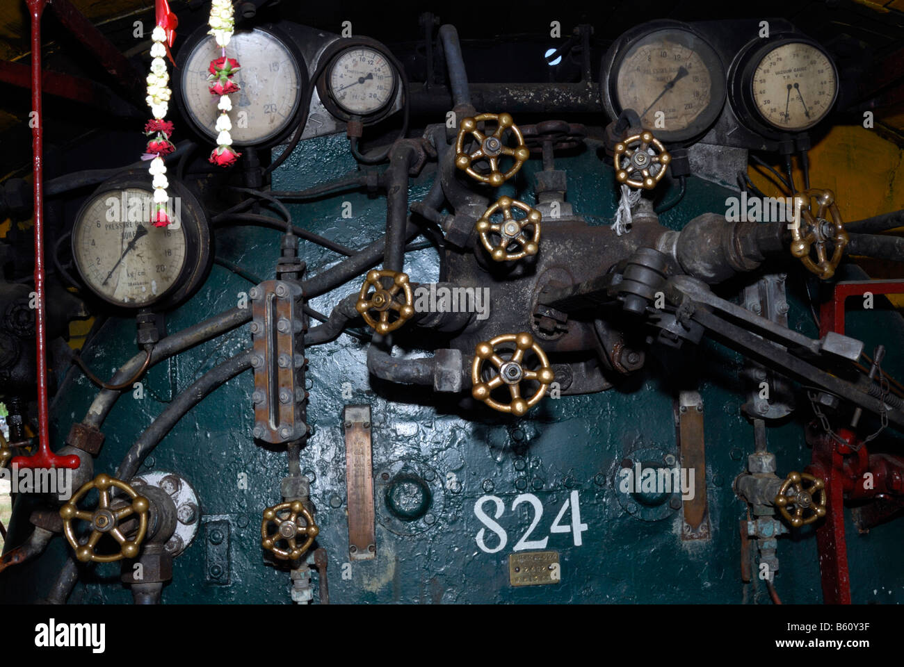 An application scenario or product detail of steam gauges - Image 4