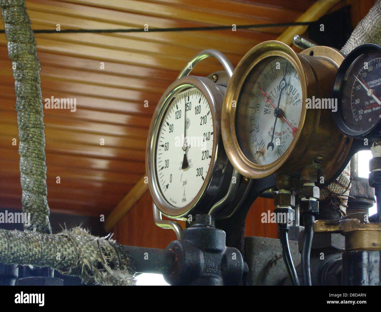 An application scenario or product detail of steam gauges - Image 7