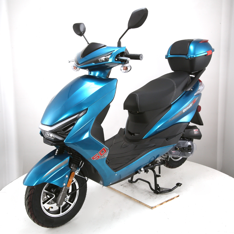 An application scenario or product detail of street legal gas scooters for adults - Image 15
