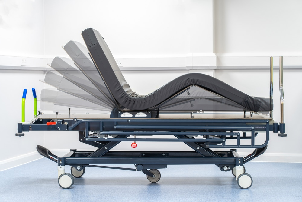 An application scenario or product detail of stretcher bed - Image 12