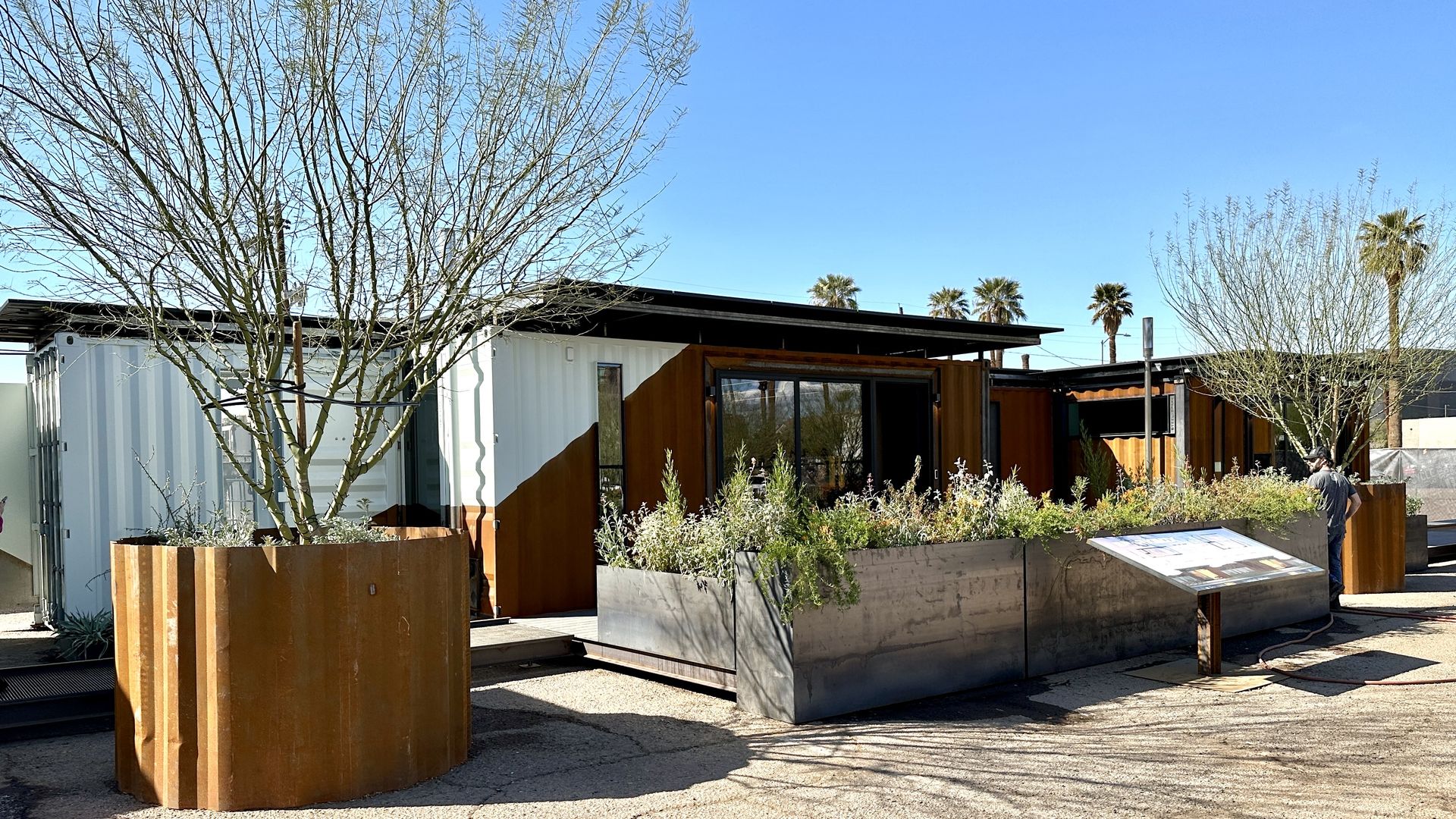 An application scenario or product detail of sunwest containers phoenix arizona - Image 9