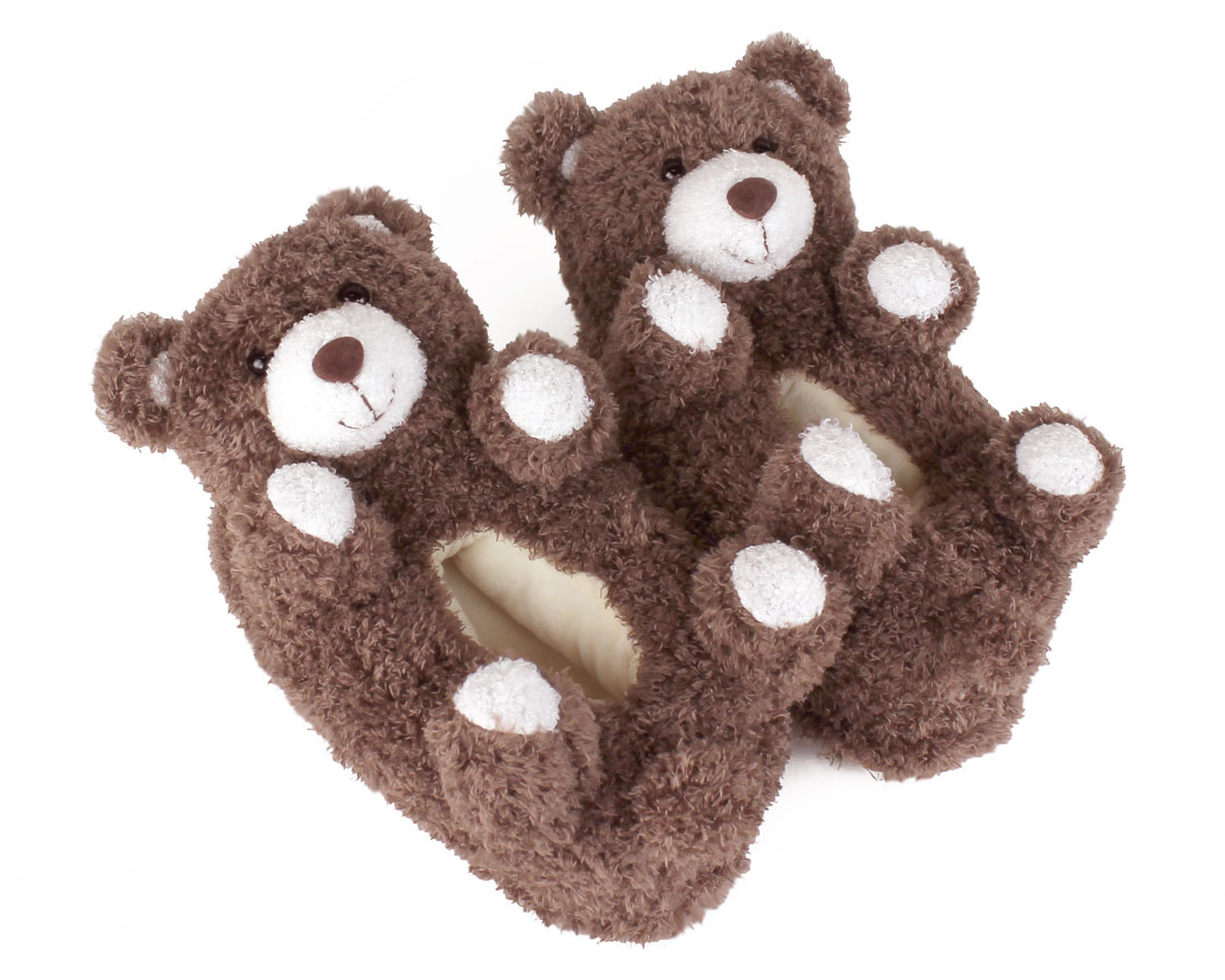 An application scenario or product detail of teddy bear slippers - Image 23