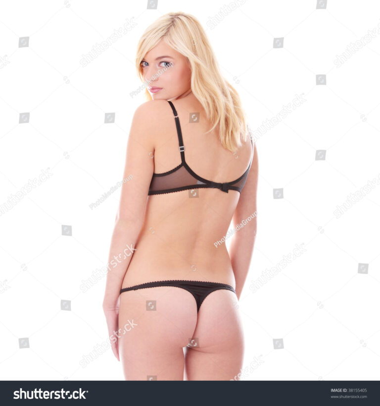 Featured image for the teen lingerie guide