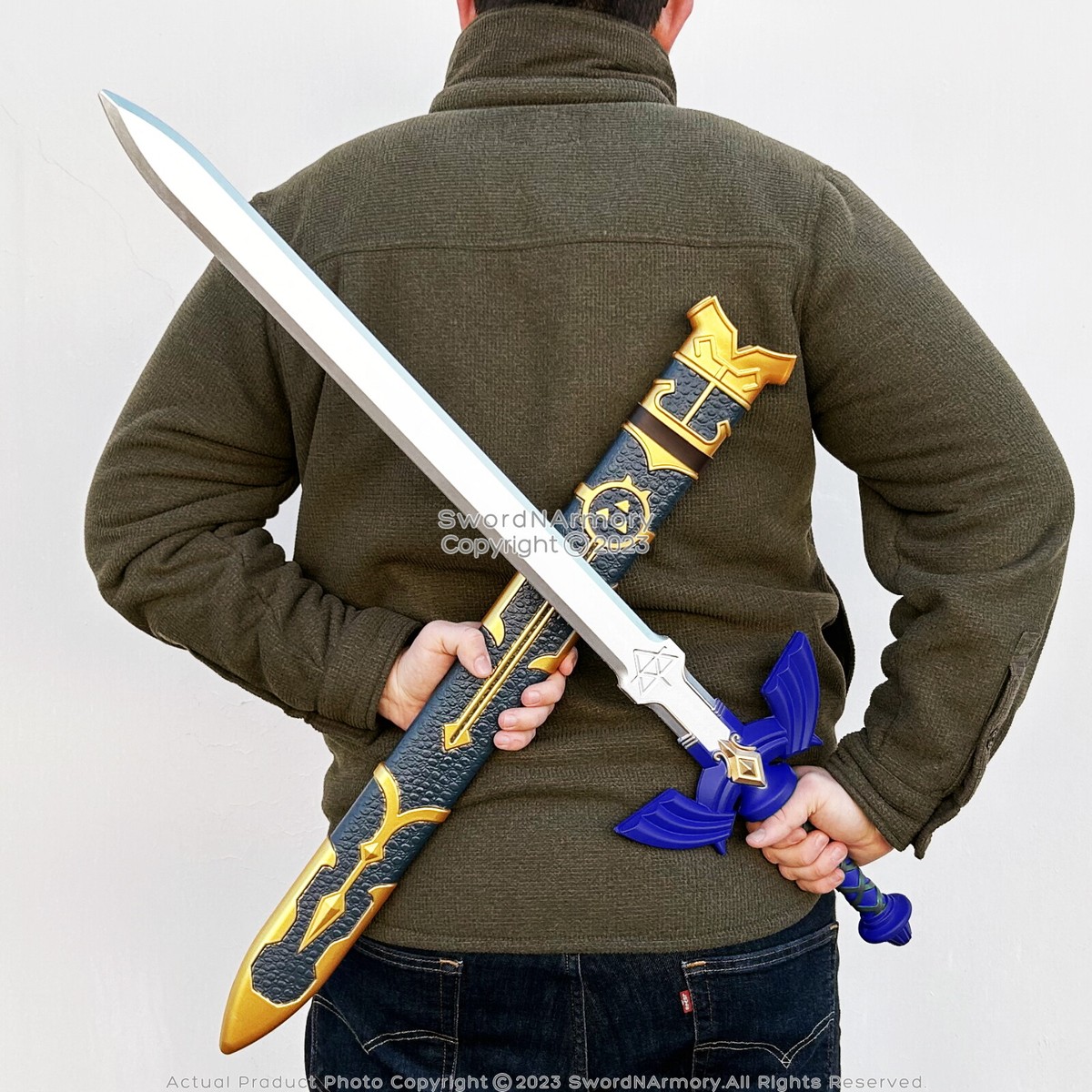 An application scenario or product detail of the legend of zelda master sword foam replica - Image 24