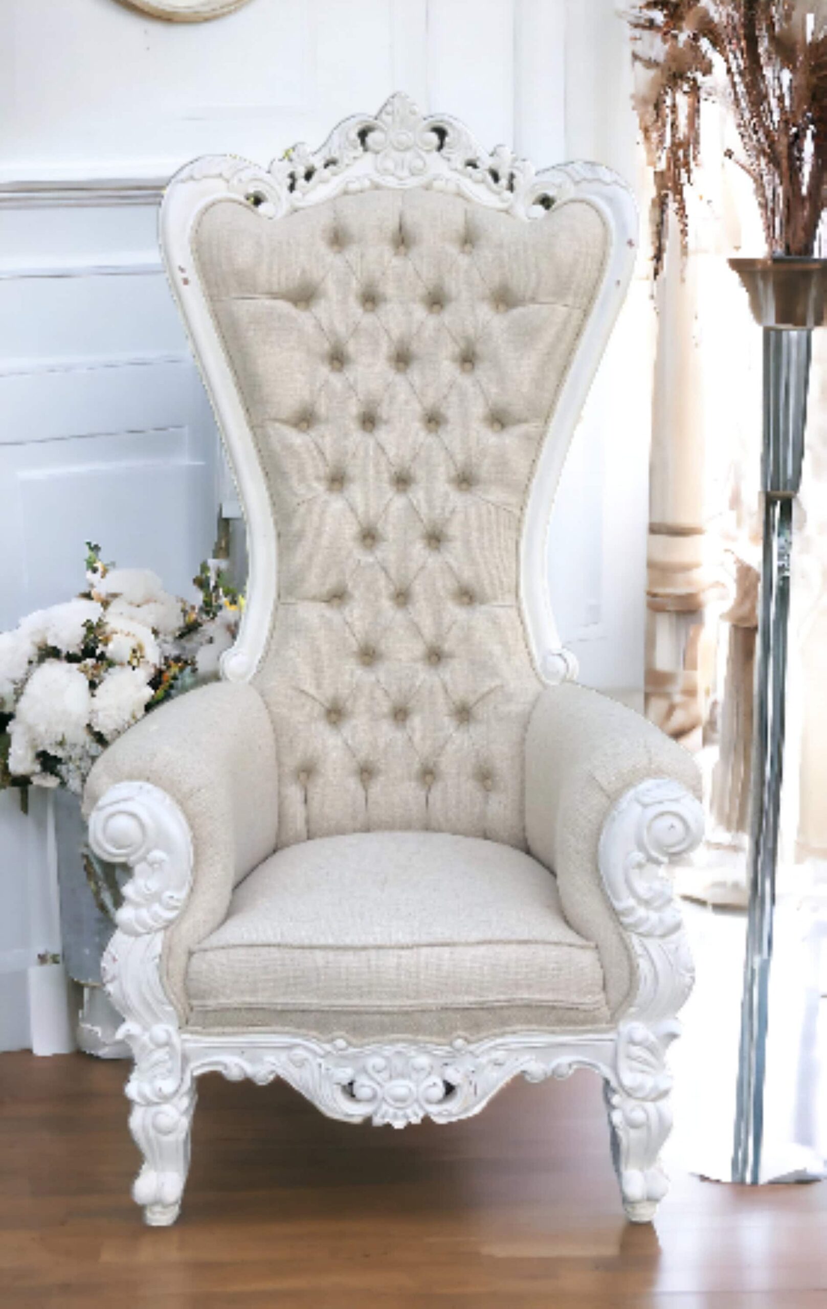 An application scenario or product detail of throne for sale - Image 5