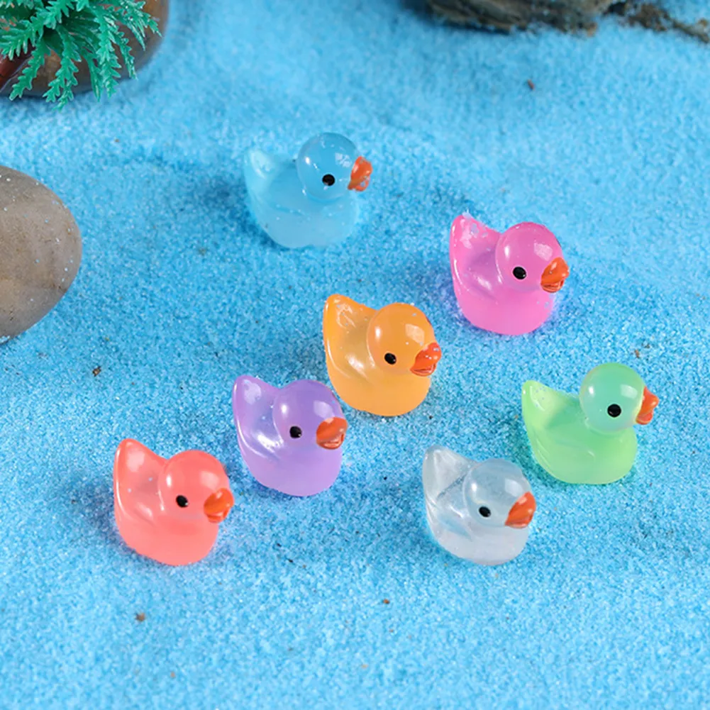 An application scenario or product detail of tiny plastic ducks - Image 9