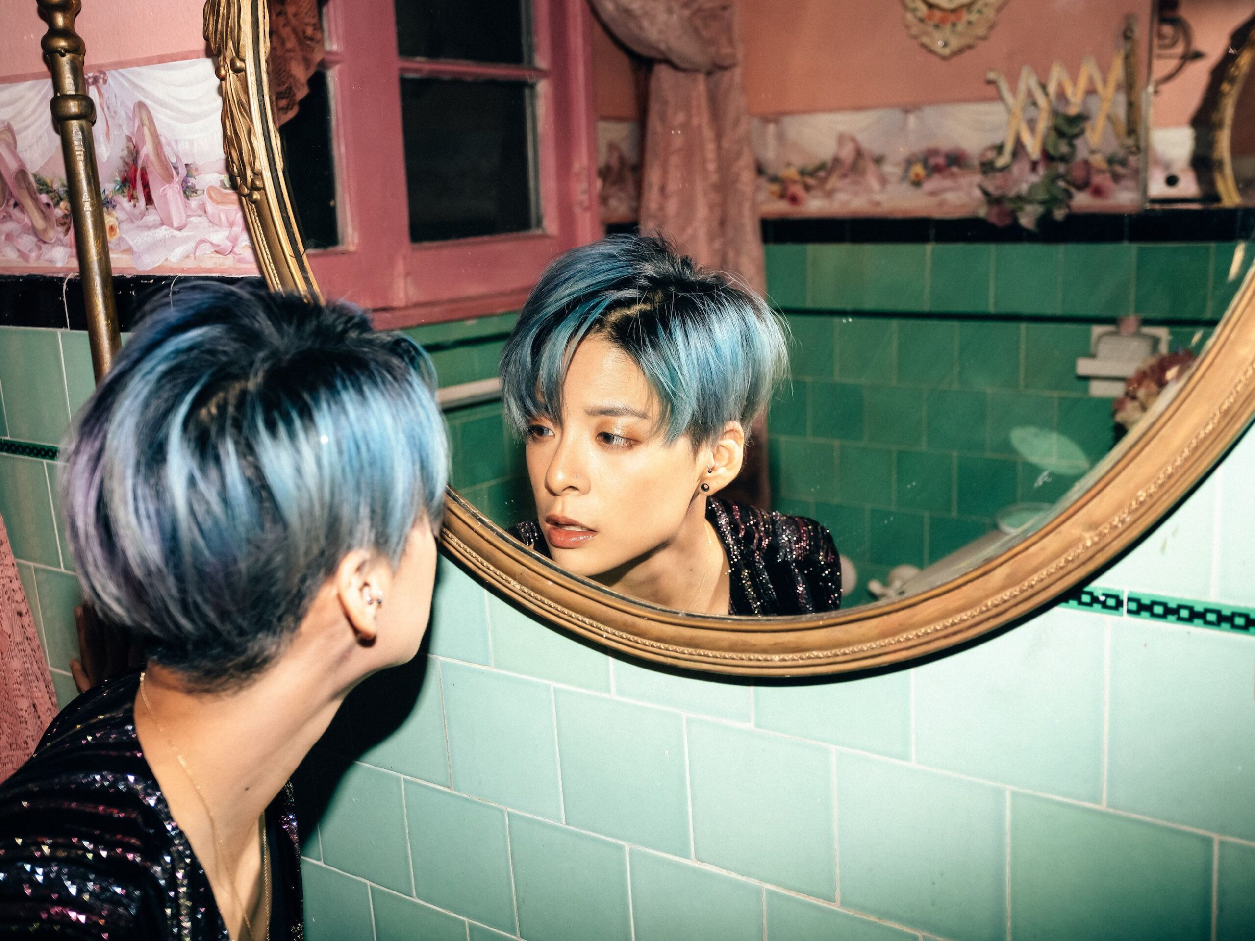 An application scenario or product detail of tomboy hair - Image 16