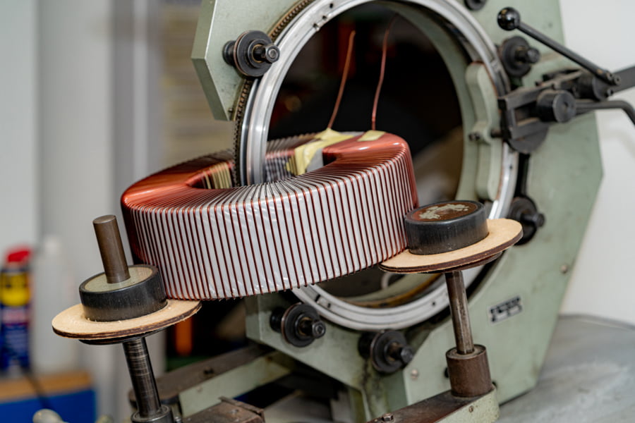 An application scenario or product detail of toroidal transformer winding - Image 12
