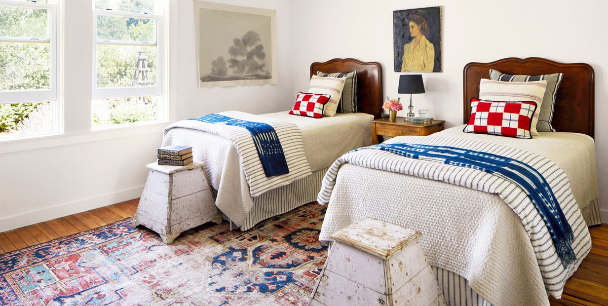 An application scenario or product detail of traditional persian beds - Image 19
