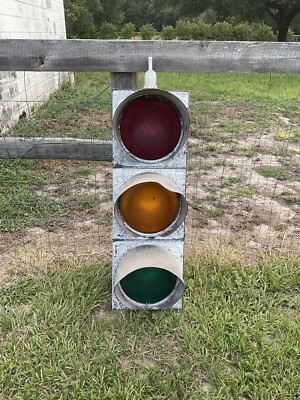 An application scenario or product detail of traffic light for sale - Image 13
