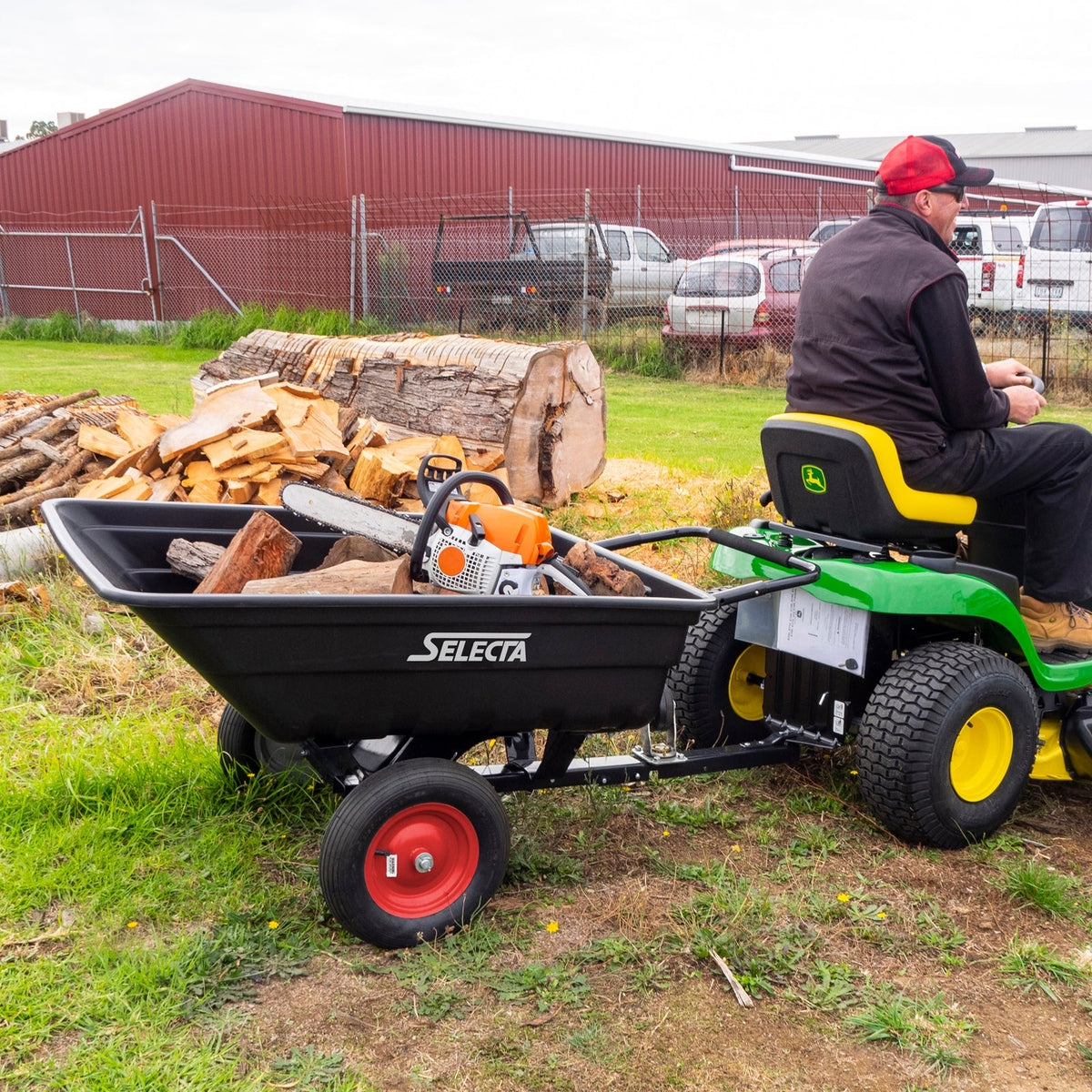 An application scenario or product detail of trailer for sit on mower - Image 18