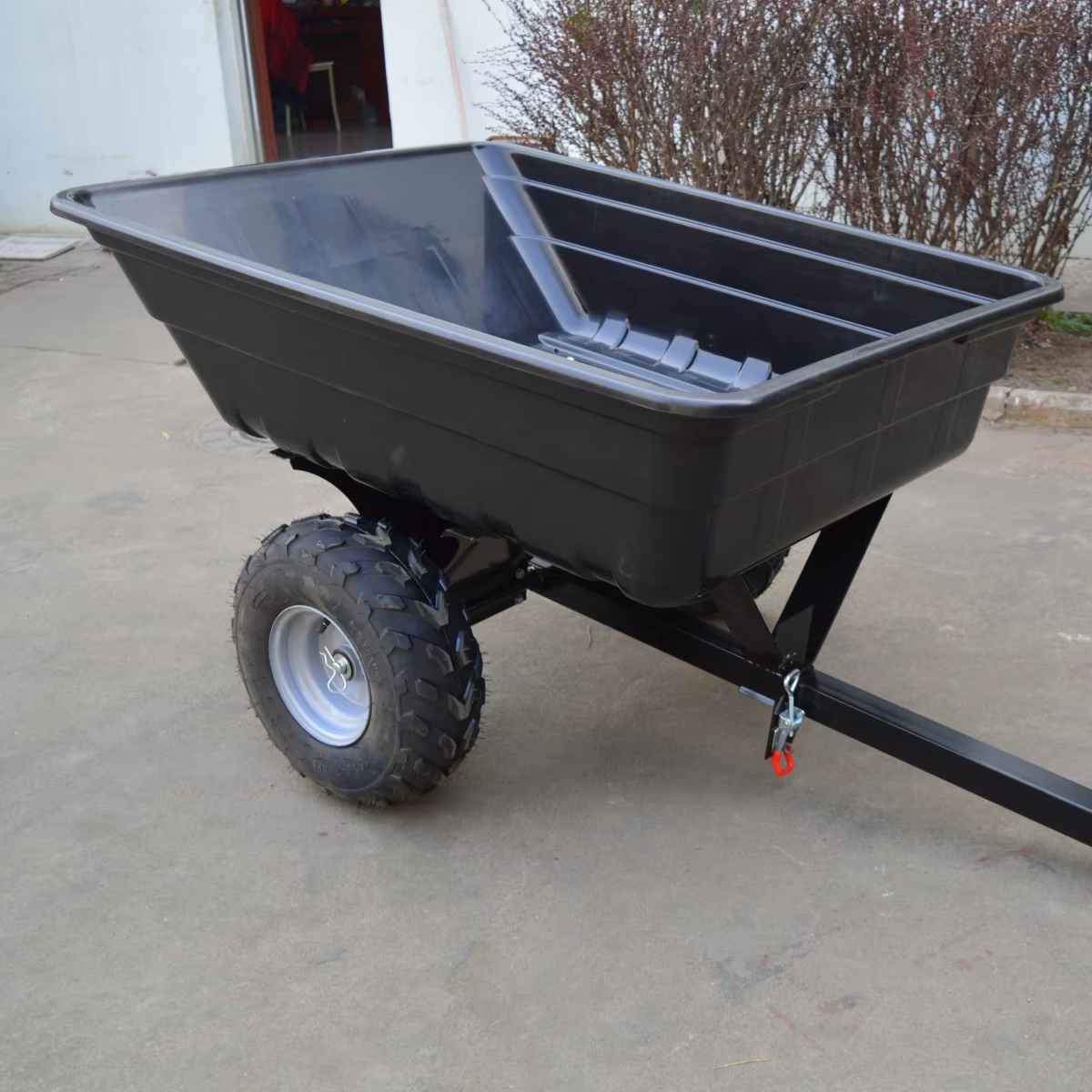 An application scenario or product detail of trailers for ride on lawnmowers - Image 7