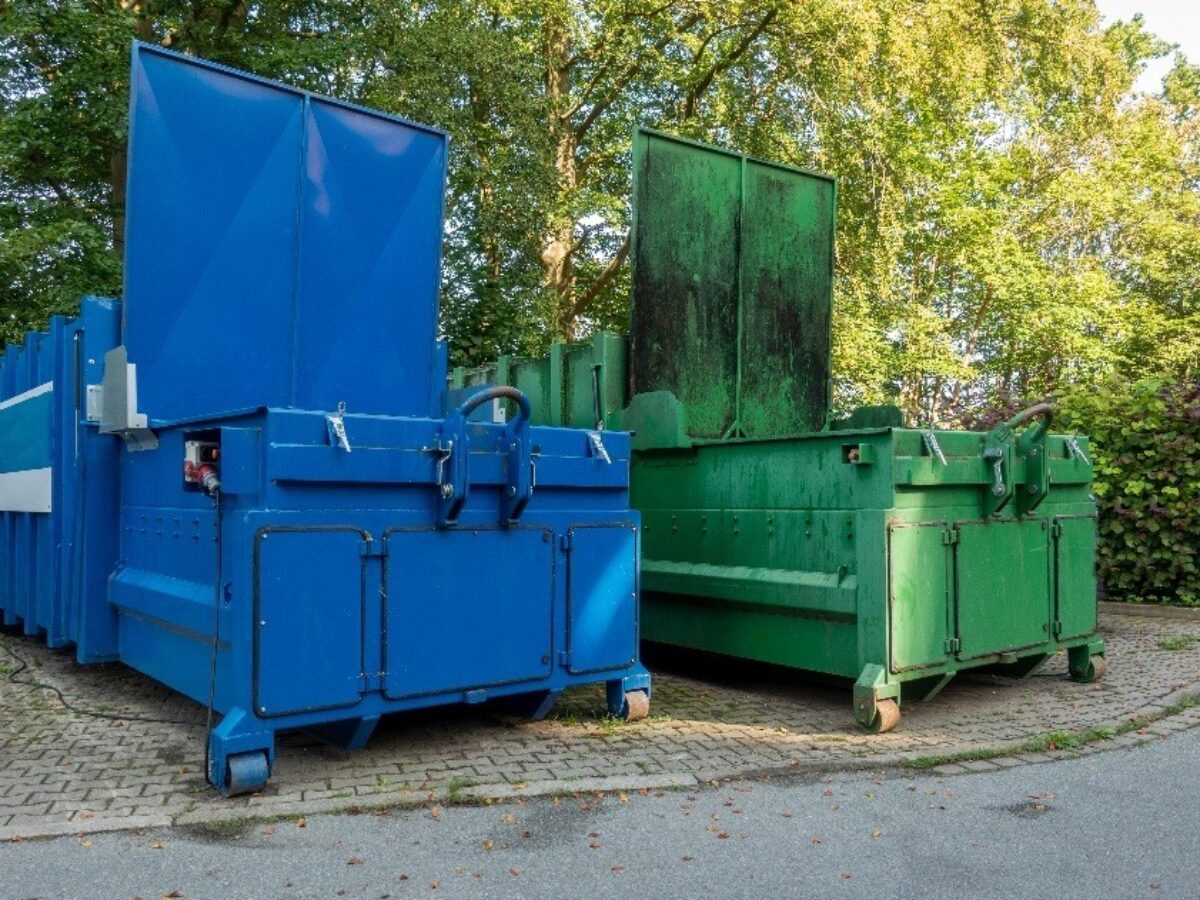 An application scenario or product detail of trash compactor machine - Image 16