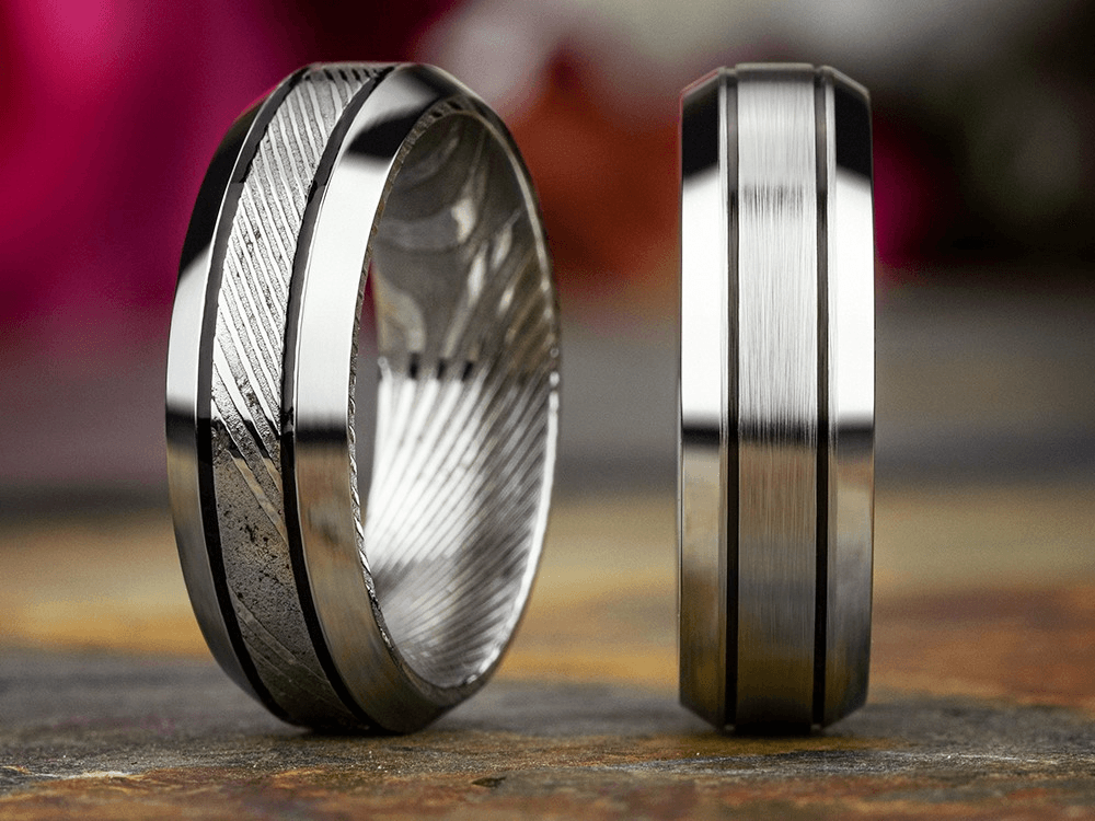An application scenario or product detail of tungsten carbide vs titanium rings - Image 2