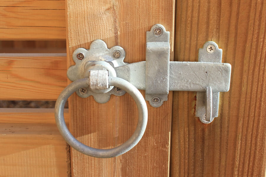 An application scenario or product detail of types of gate locks - Image 7