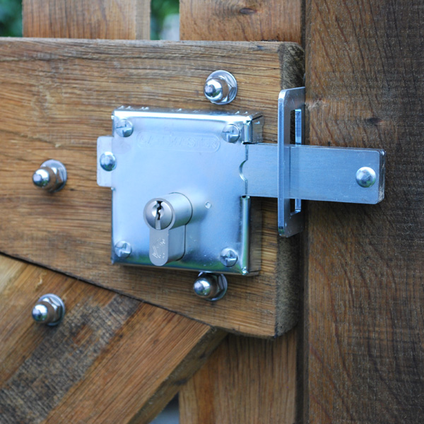 An application scenario or product detail of types of gate locks - Image 17
