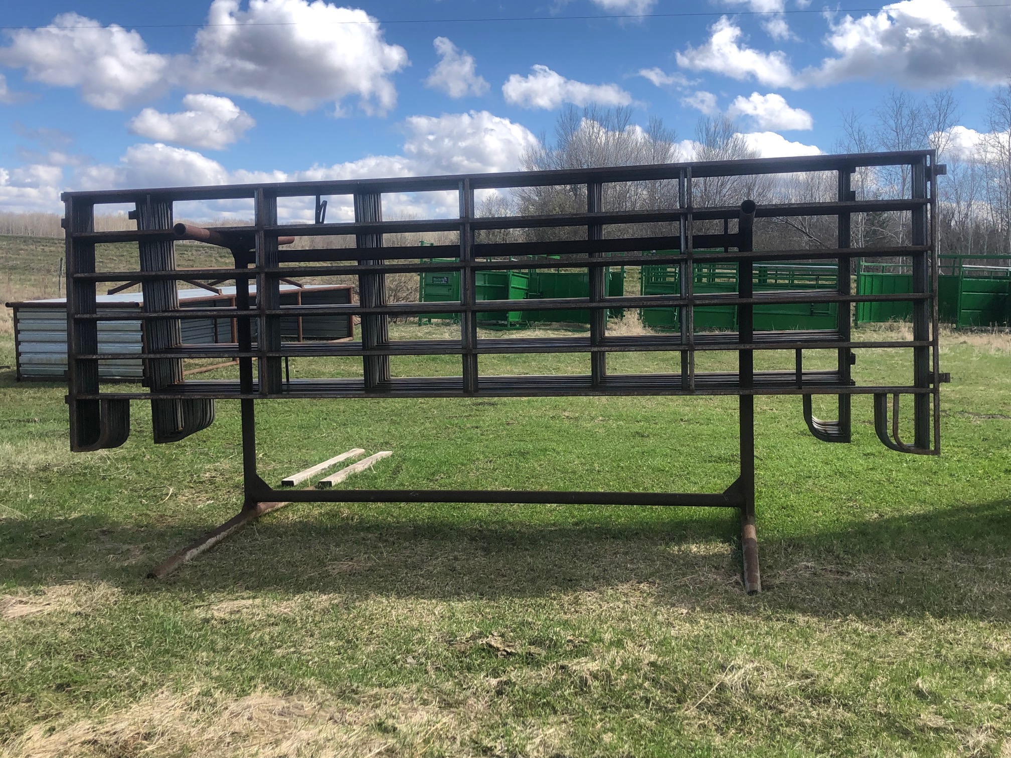 An application scenario or product detail of used cattle panels for sale - Image 5