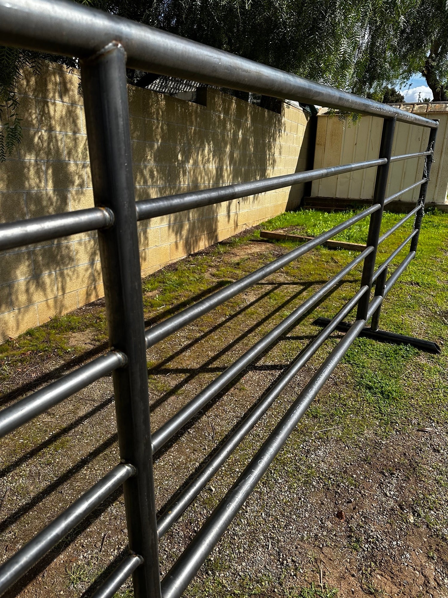An application scenario or product detail of used cattle panels for sale - Image 24
