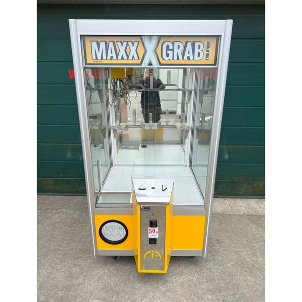 An application scenario or product detail of used claw machine for sale - Image 15
