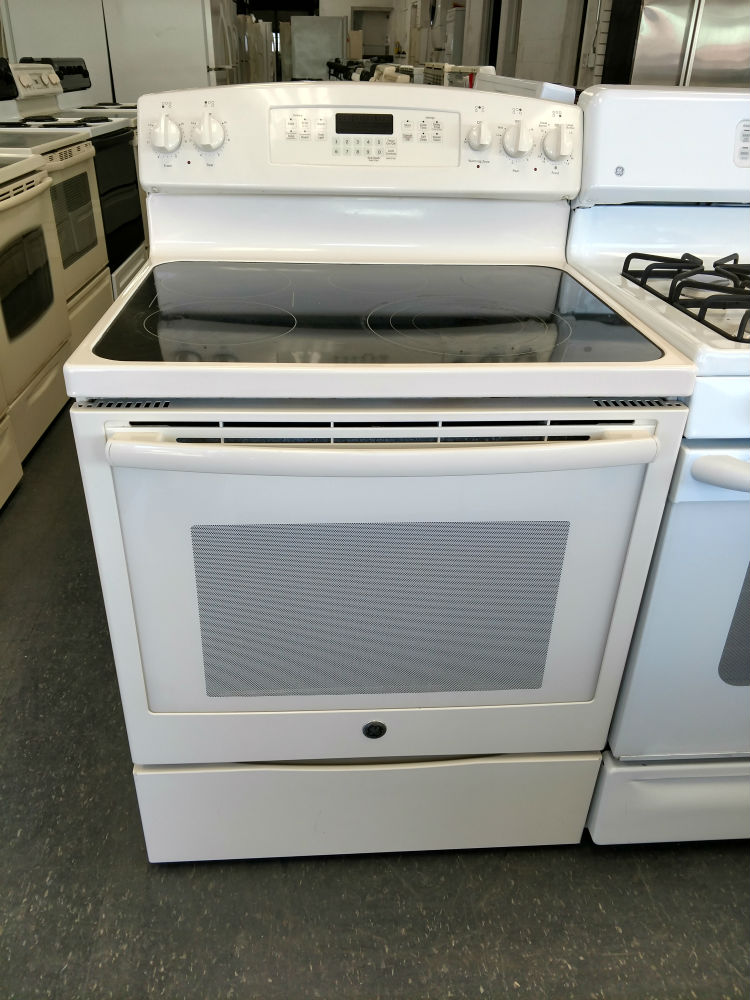 An application scenario or product detail of used electric stove - Image 2