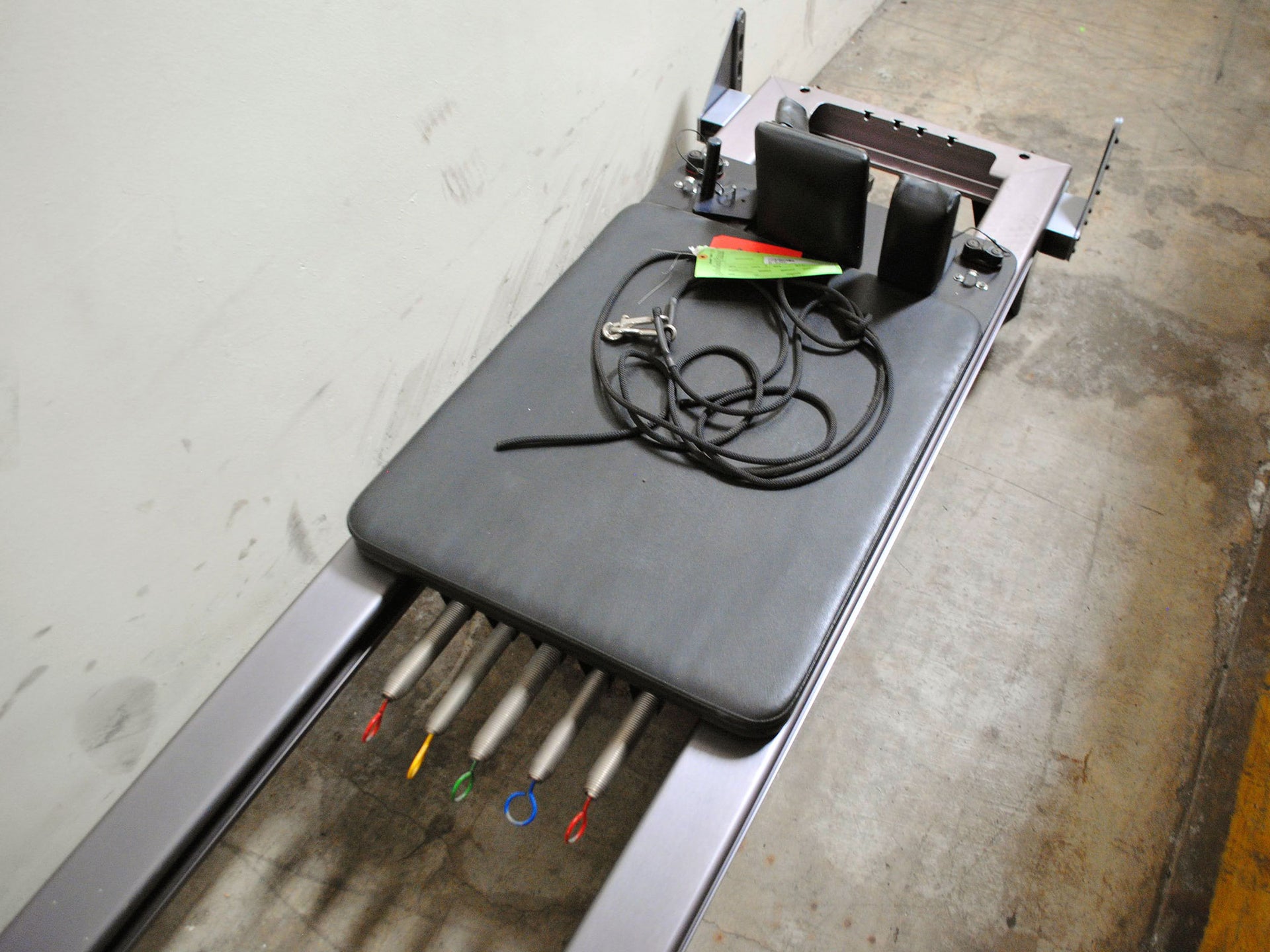 An application scenario or product detail of used pilates reformer for sale - Image 4