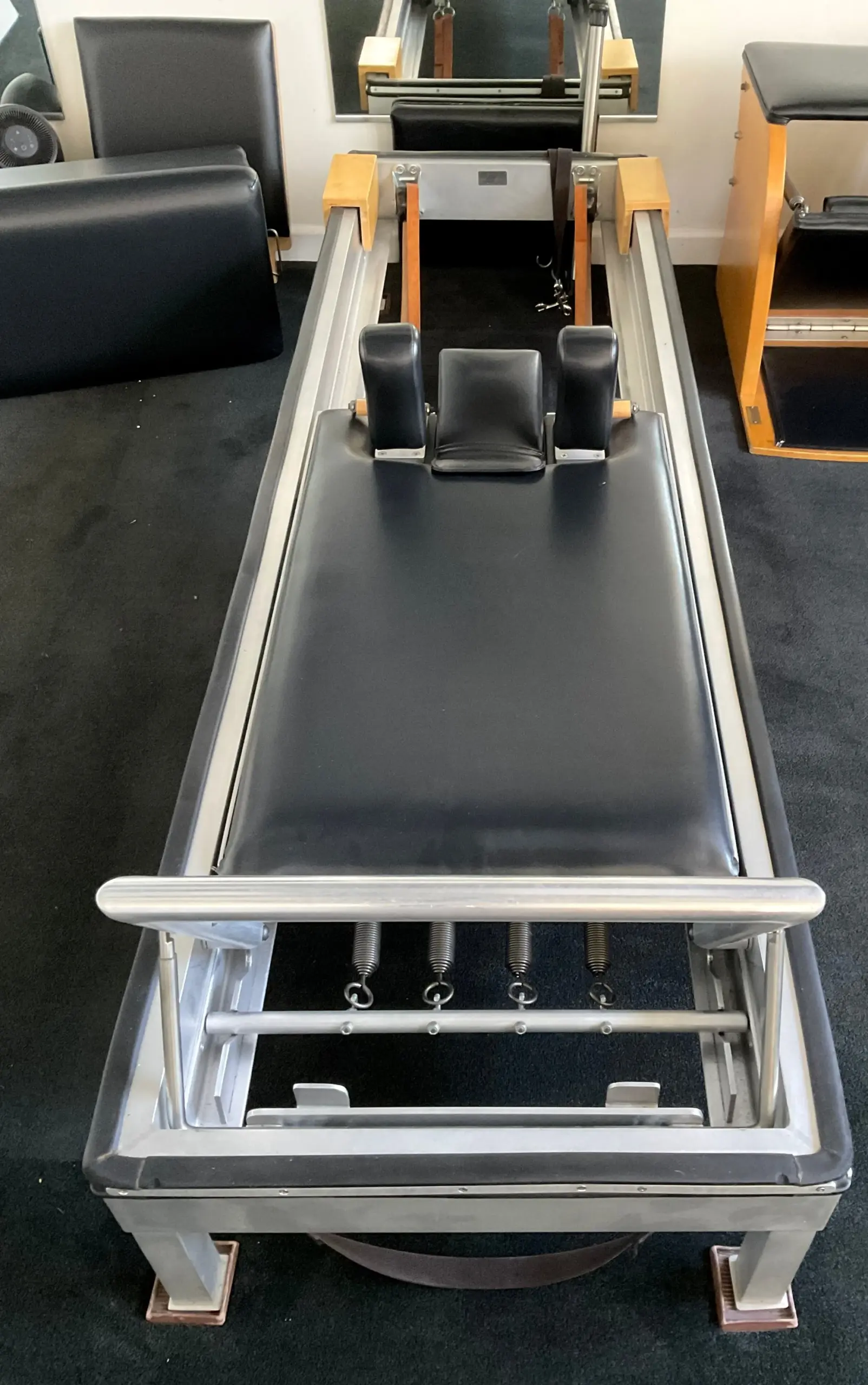 An application scenario or product detail of used pilates reformer for sale - Image 16